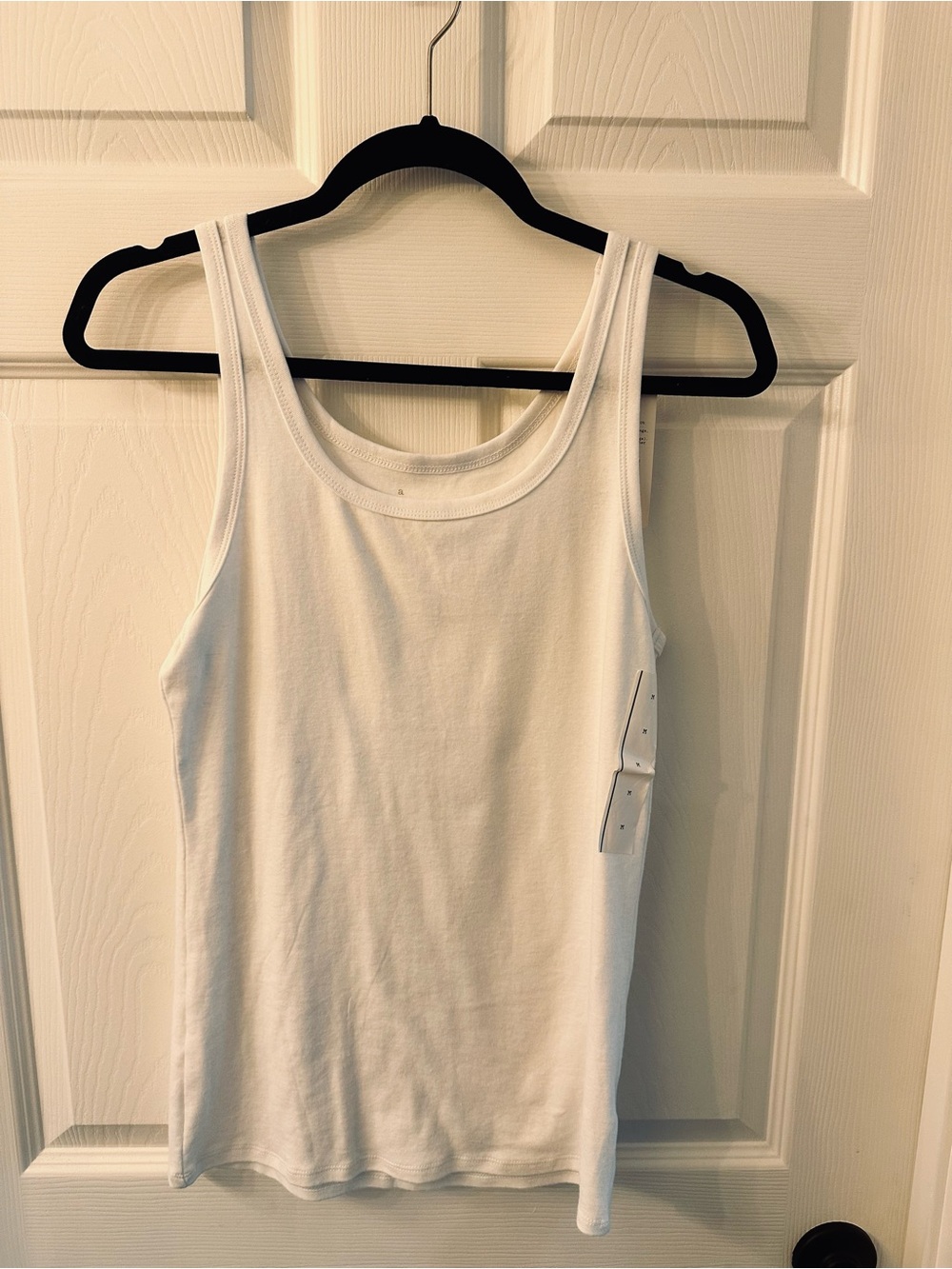 a new day White Scoop Neck Tank Top